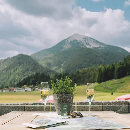 Hotel Loisi's Boutiquehotel 4*