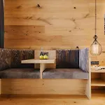 Отель Loisi's Boutiquehotel Ахенкирьх