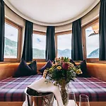 Loisi's Boutiquehotel Отель 4*