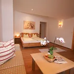 Loisi's Boutiquehotel Ахенкирьх