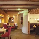 Отель Loisi's Boutiquehotel 4*